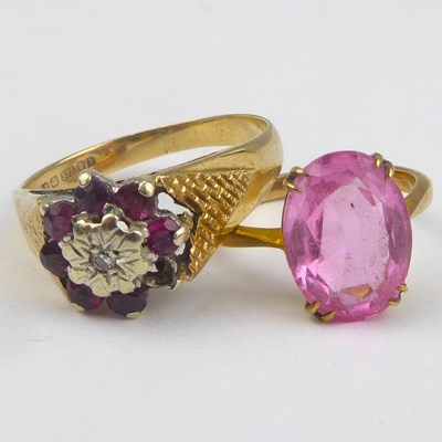 Lot 892 - Two 9ct gold dress rings, one with claw set...