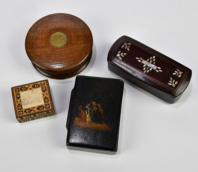 Lot 1366 - A Victorian painted papier-mâché snuff box...