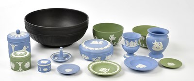 Lot 2123 - WEDGWOOD; a small collection of jasperware...