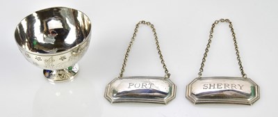 Lot 2587 - FRANCIS HOWARD LTD; a pair of Elizabeth II...