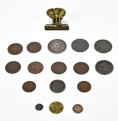 Lot 3219 - A small collection of assorted coins to...