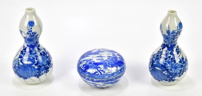 Lot 1175 - A pair of early 20th century Japanese blue and...