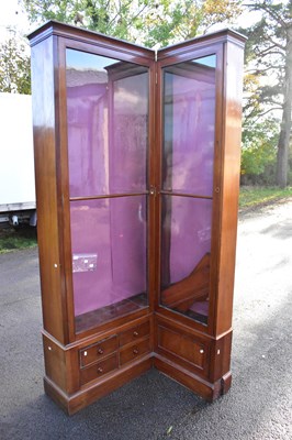 Lot 2478 - An early 20th century mahogany corner display...
