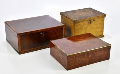 Lot 1376 - An early 19th century crossbanded mahogany...