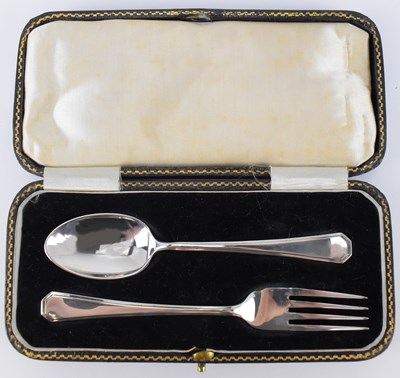Lot 713 - ROBERTS & DORE LTD; a cased George V...