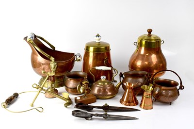 Lot 192 - A quantity of brass and copper ware