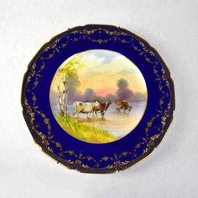 Lot 289 - ROYAL DOULTON