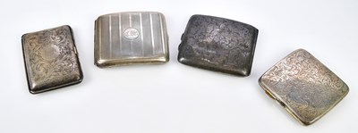 Lot 2144 - E J TREVITT & SONS; a George V hallmarked...