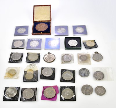 Lot 3176 - A collection of predominantly British coins...