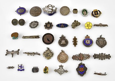 Lot 5019 - A collection of assorted badges and medallions...