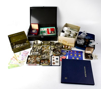 Lot 757 - A large quantity of British and world coins and some banknotes