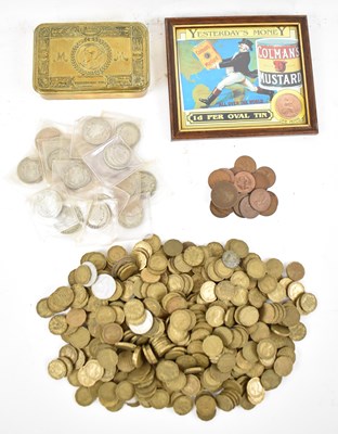 Lot 906 - A quantity of sundry coinage, to include half...