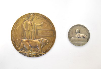 Lot 459 - A silver French Company of West Africa medallion