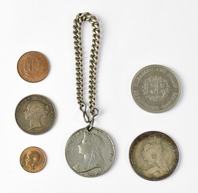 Lot 800 - A small collection of British coinage to...