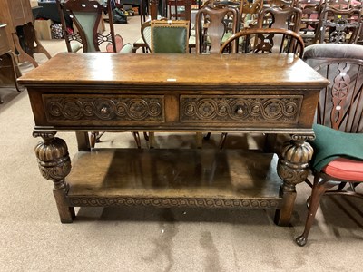 Lot 6501 - A reproduction oak hall/serving table with two...
