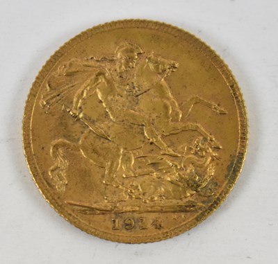 Lot 832 - A George V 1914 full sovereign.