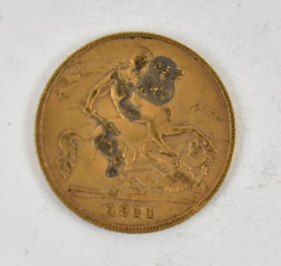 Lot 870 - A George V 1911 half sovereign.