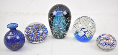 Lot 591 - A group of four decorative paperweights,...