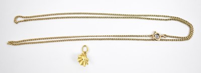 Lot 810 - A 9ct yellow gold fine link chain, length 46cm,...