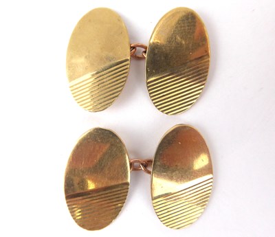 Lot 893 - A pair of vintage 9ct gold oval cufflinks