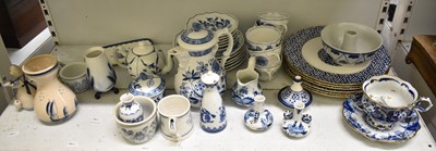 Lot 569 - A quantity of assorted blue and white...