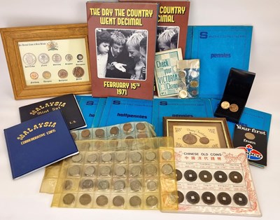 Lot 832 - Various coin packs and other collectible coins