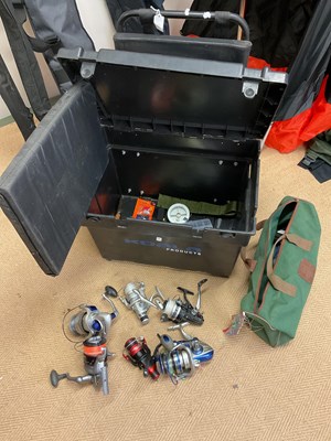 Lot 17 - FISHING INTEREST; five fishing reels Silstar,...