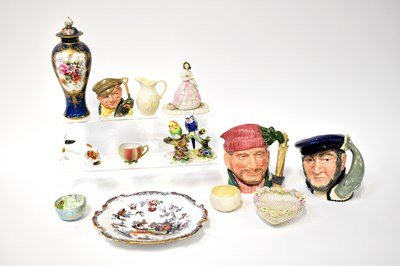 Lot 260 - A mixed lot of ceramics