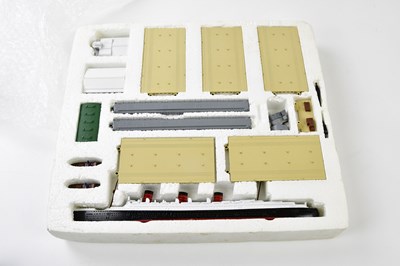 Lot 4514 - MINIC SHIPS; an ocean terminal set, in...