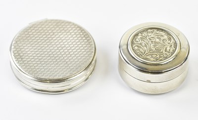 Lot 2528 - A & J ZIMMERMAN LTD; a George V hallmarked...