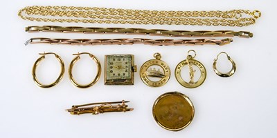 Lot 19 - A quantity of yellow metal and yellow gold,...