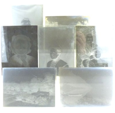 Lot 549 - Early 20th century mixture of half and quarter plate glass negatives
