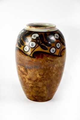 Lot 280 - ROYAL DOULTON