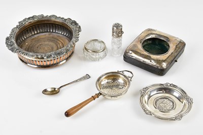 Lot 2514 - WILLIAM STRINGER MILLS; a Victorian cut glass...