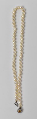 Lot 967 - A 9ct white gold mounted pearl necklace set...