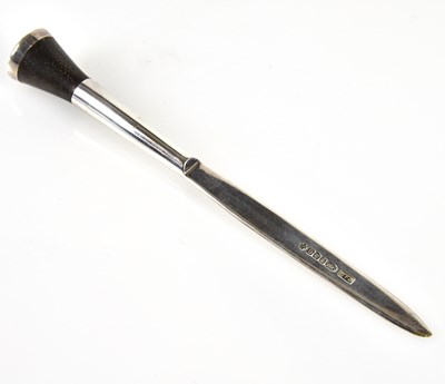 Lot 2501 - PETER JOHN DOHERTY; an Elizabeth II hallmarked...