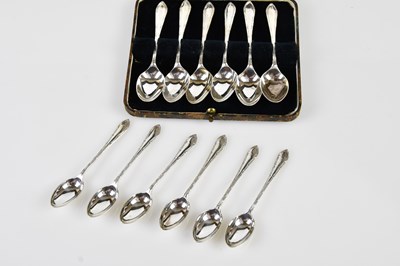 Lot 2764 - WALKER & HALL; a set of six George V...