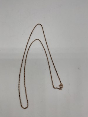 Lot 441 - A 9ct yellow gold fine link chain, length 54cm,...