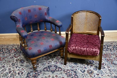 Lot 6649 - A Victorian tub chair on turned column...