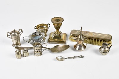 Lot 2402 - A small collection of various of hallmarked...