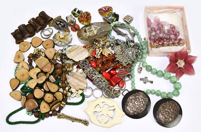 Lot 1561 - A group of costume jewellery, including a...