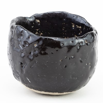 Lot 23 - AKIKO HIRAI (born 1970); a stoneware chawan...