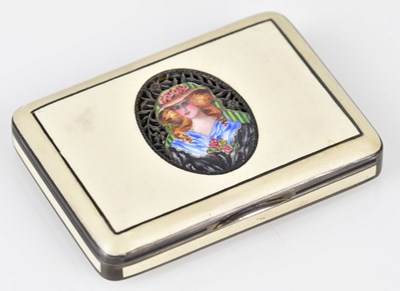 Lot 2060 - A sterling silver hardstone and enamel snuff...