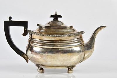 Lot 2288 - GOLDSMITHS & SILVERSMITHS CO LTD; a George V...