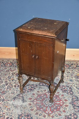 Lot 6687 - An early 20th century HMV cabinet gramophone.