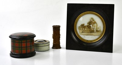 Lot 5016 - A Georgian painted papier mâché snuff box, the...