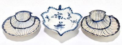 Lot 830 - A pair of 18th century English Pearlware...