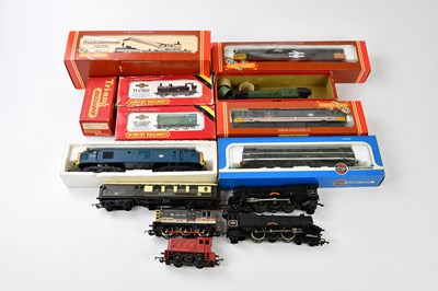 Lot 4336 - HORNBY; a boxed OO gauge BR CO-CO diesel class...