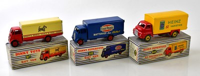 Lot 4402 - DINKY SUPERTOYS; two boxed models, 918 Guy van...