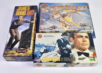 Lot 4692 - POLAR LIGHTS; a James Bond 007 model kit,...